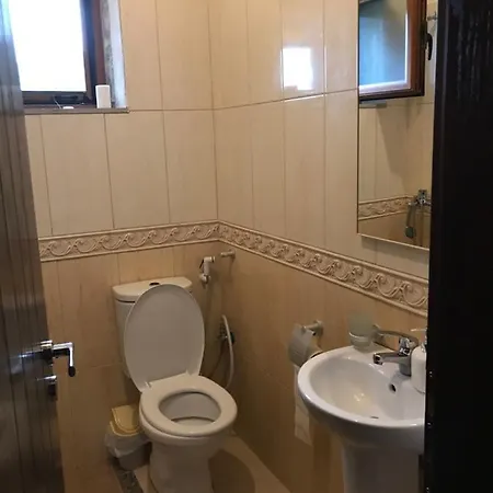 Hostel Bujtina Hader Xhebro