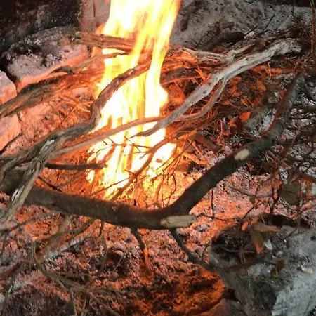 Bujtina Hader Xhebro Hostel