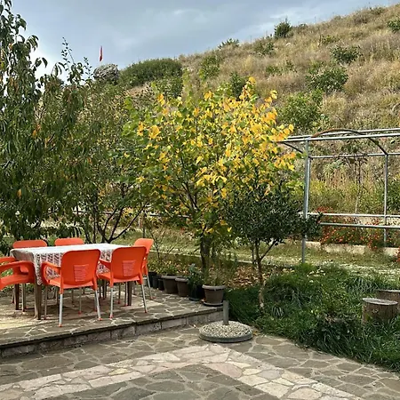 Bujtina Hader Xhebro * Tepelene