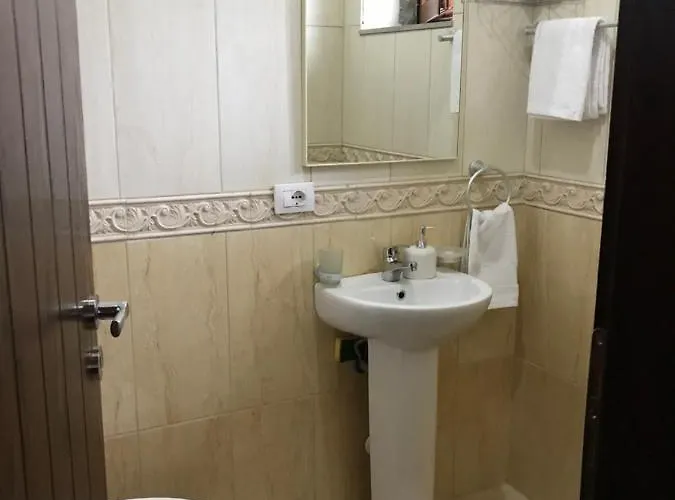 Bujtina Hader Xhebro * Tepelene