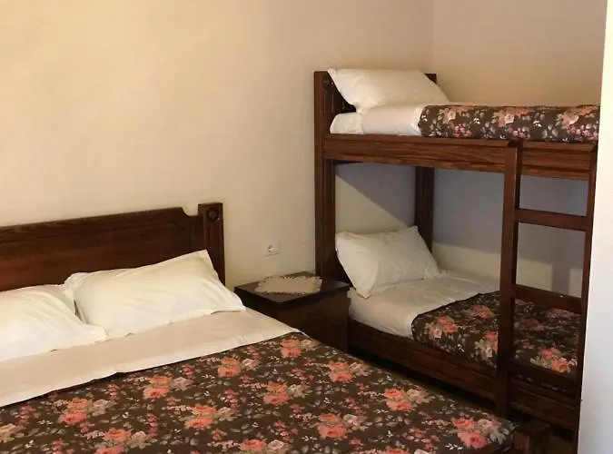 Auberge de jeunesse Bujtina Hader Xhebro Tepelene