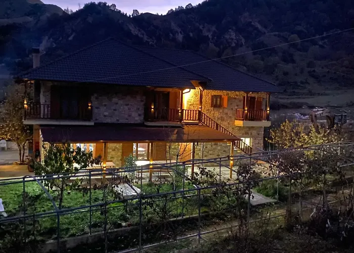 Bujtina Hader Xhebro Auberge de jeunesse *