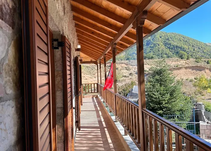 Bujtina Hader Xhebro Auberge de jeunesse